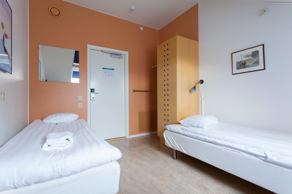 Pronova Hotell & Vandrarhem Norrkoping Exterior photo
